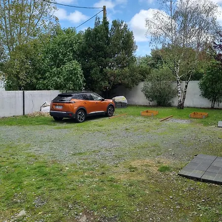 Un Au Chateau Lägenhet