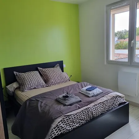 Un Au Chateau * Le Château-dʼOléron